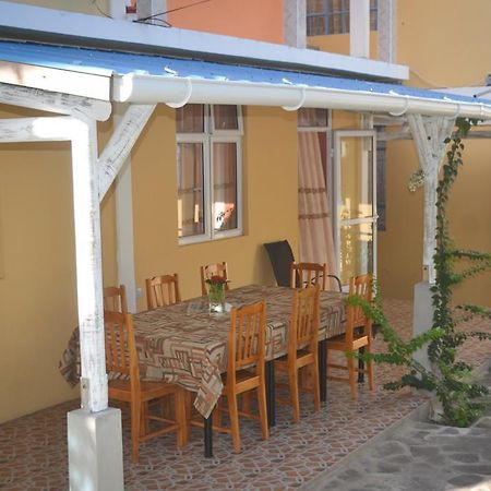 Merlin Guest House Nouvelle Decouverte Exterior photo